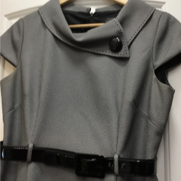 Tahari business dress - Picture 4 of 6